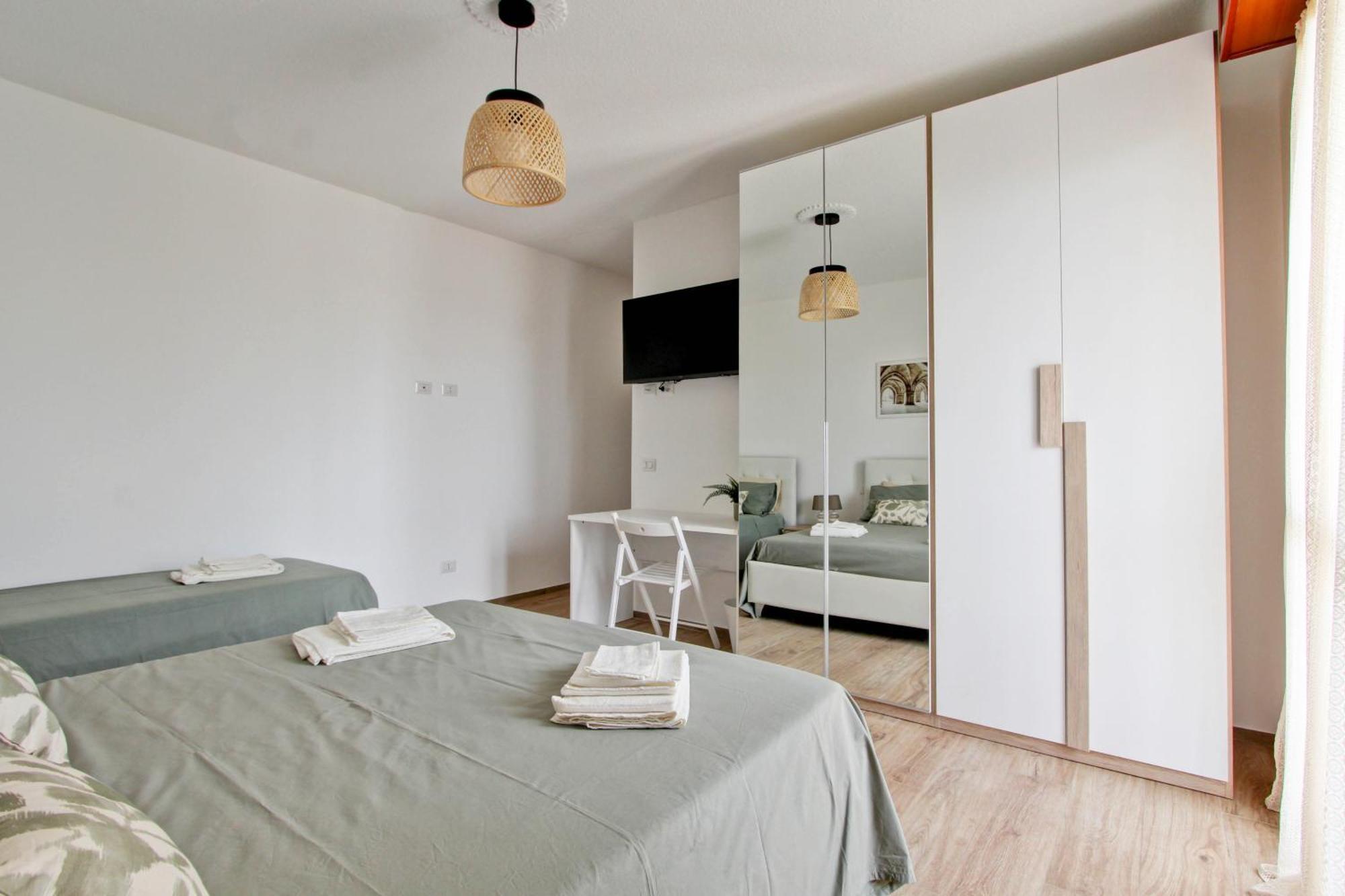 Apartamento Eur Torrino Apartment, Vicino La Stazione Metro Tor Di Valle Roma