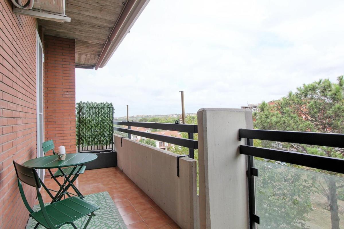Appartamento Eur Torrino Apartment, Vicino La Stazione Metro Tor Di Valle Roma
