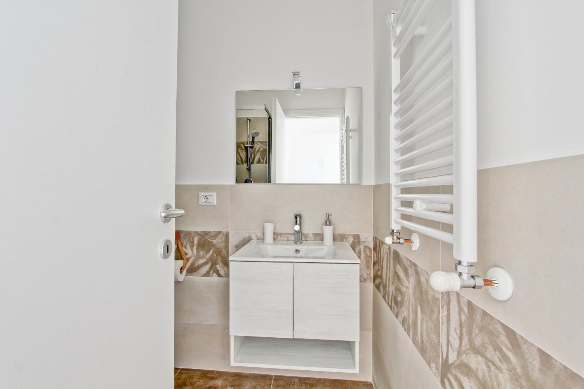 Appartamento Eur Torrino Apartment, Vicino La Stazione Metro Tor Di Valle Roma
